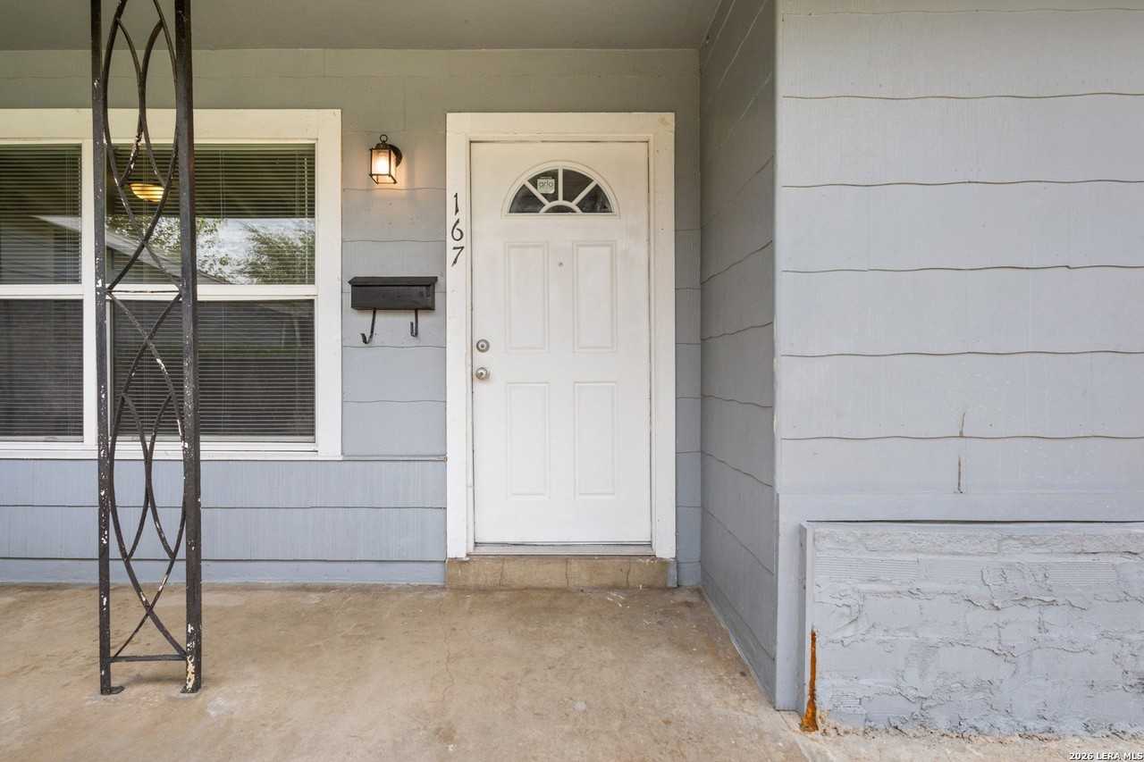 167 Brandywine Ave - Photo 2 of 20
