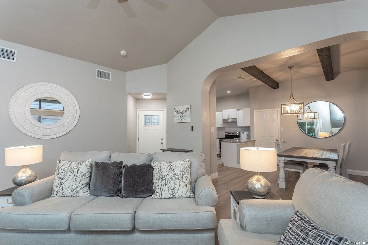 11306 Cedar Park - Photo 3 of 19