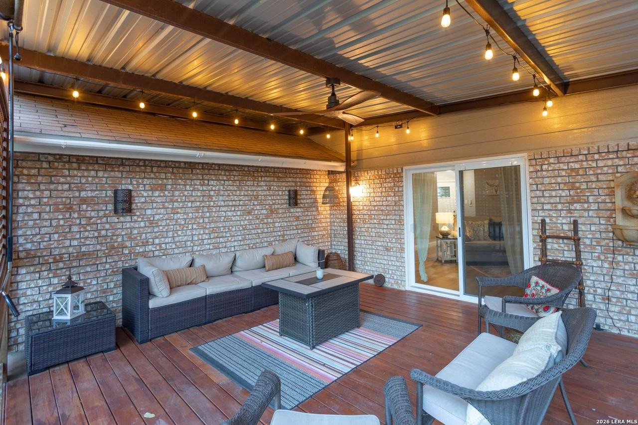 11306 Cedar Park - Photo 4 of 19