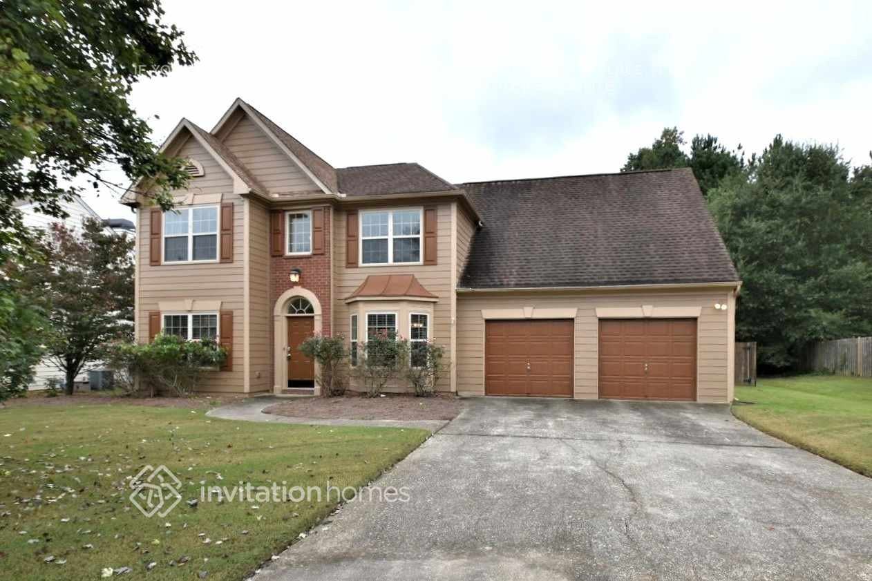380 Running Fawn Dr