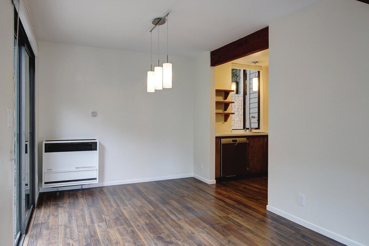 1624 Bath St #B - Photo 7 of 18
