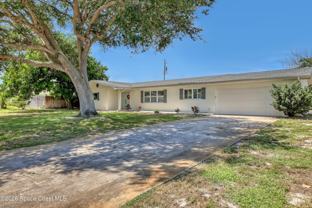580 Pine Tree Dr - Photo 1 of 1