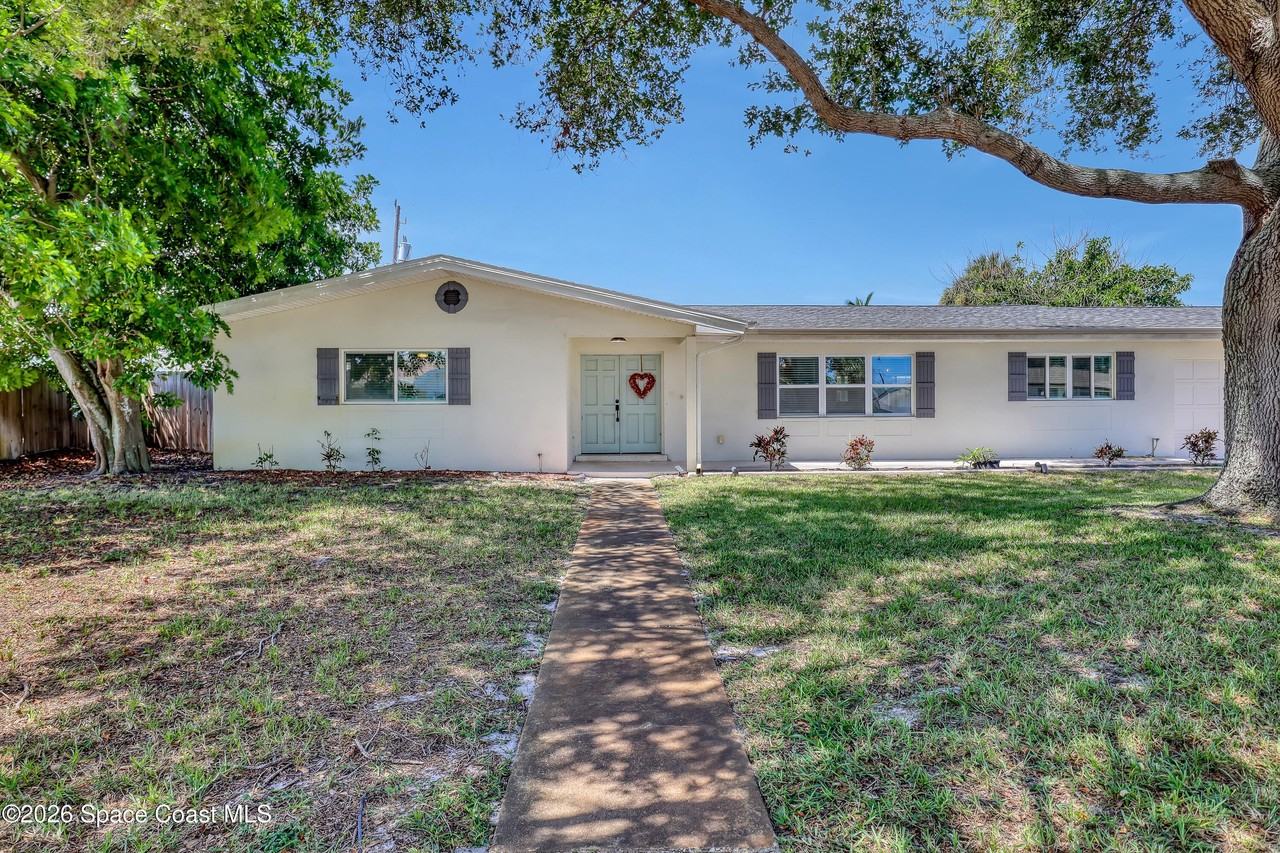 580 Pine Tree Dr - Photo 3 of 31
