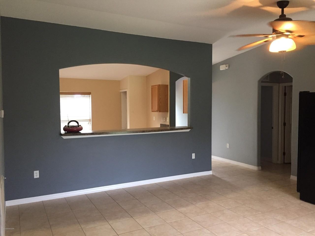 1034 Glencove Ave Nw - Photo 6 of 16