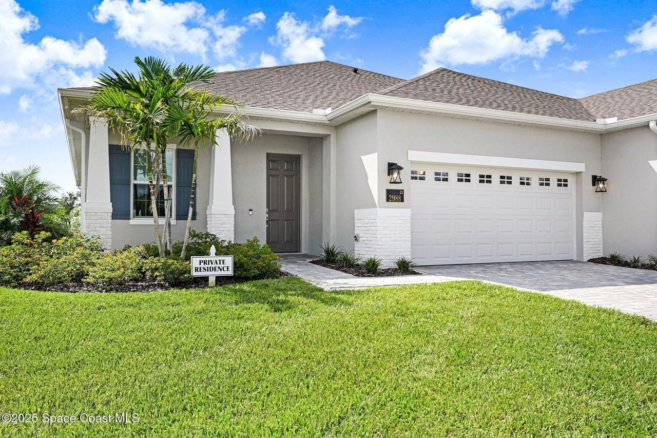 2988 Pangea Cir - Photo 2 of 40