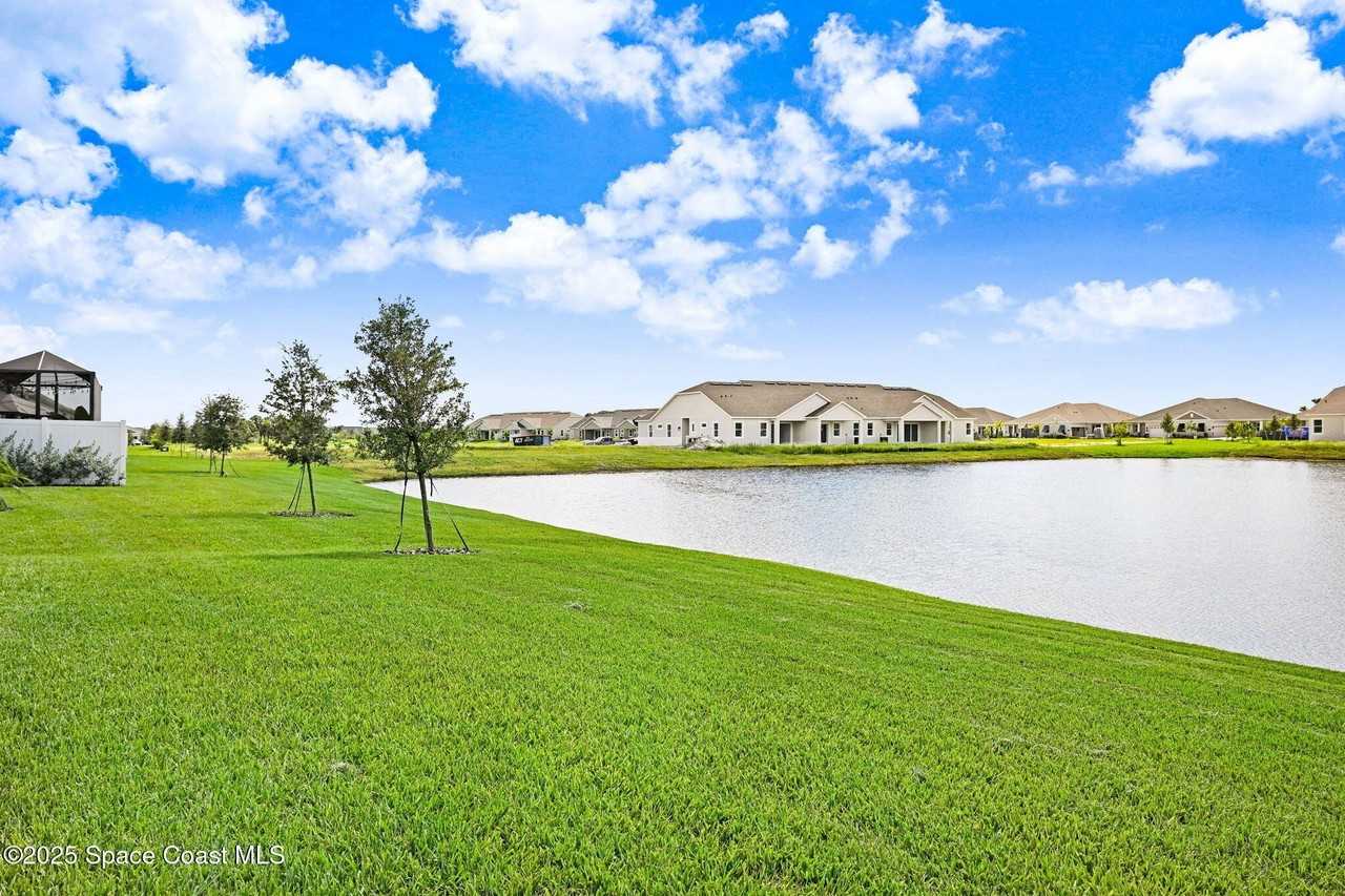 2988 Pangea Cir - Photo 6 of 40