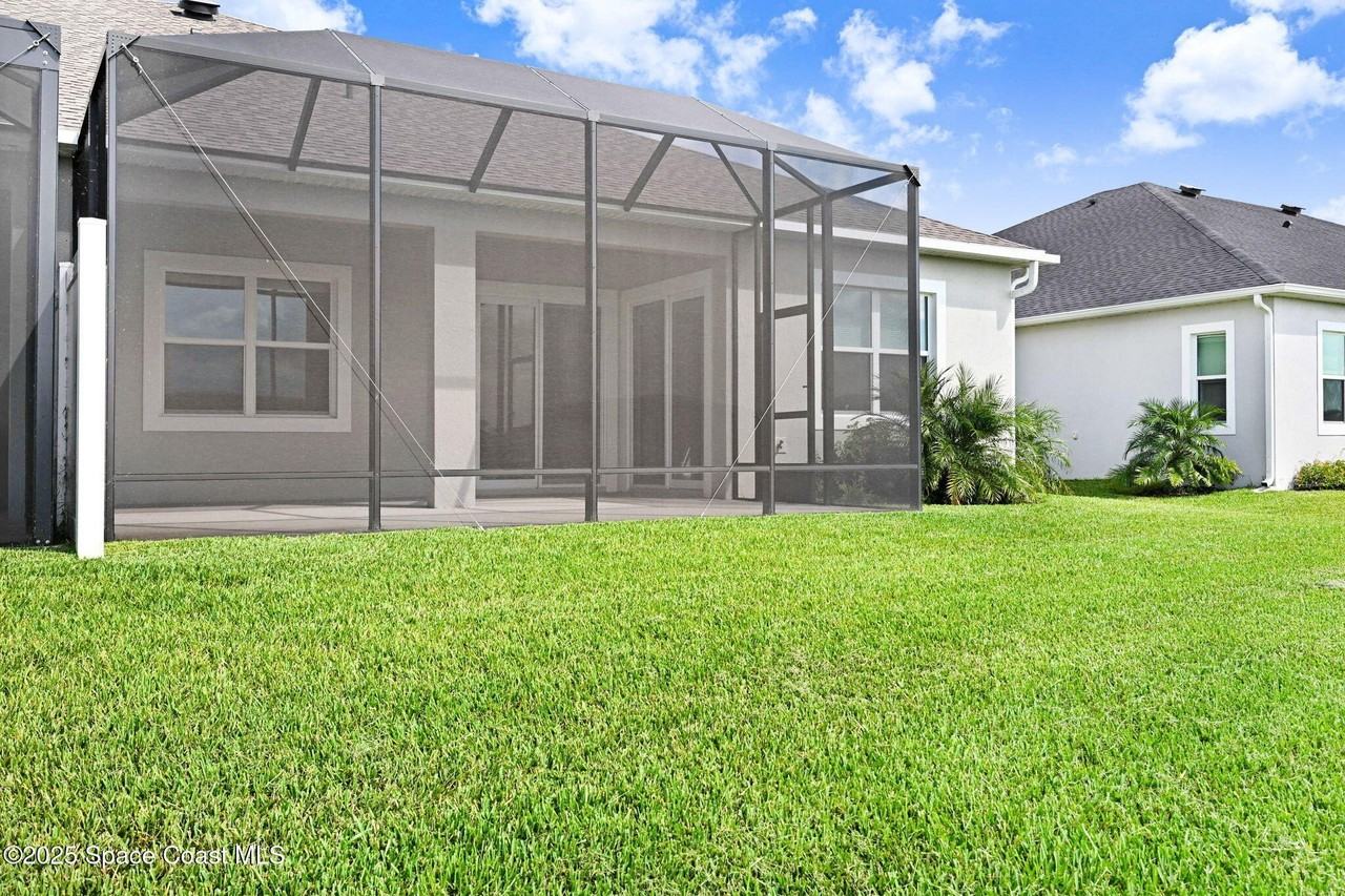 2988 Pangea Cir - Photo 7 of 40