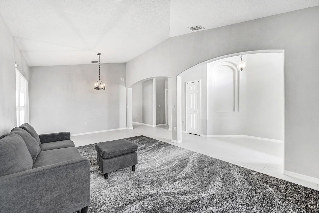 1601 Wekiva Dr - Photo 5 of 31