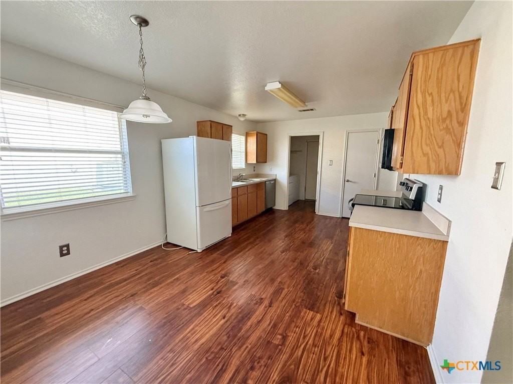 4504 Aspen Dr - Photo 5 of 23