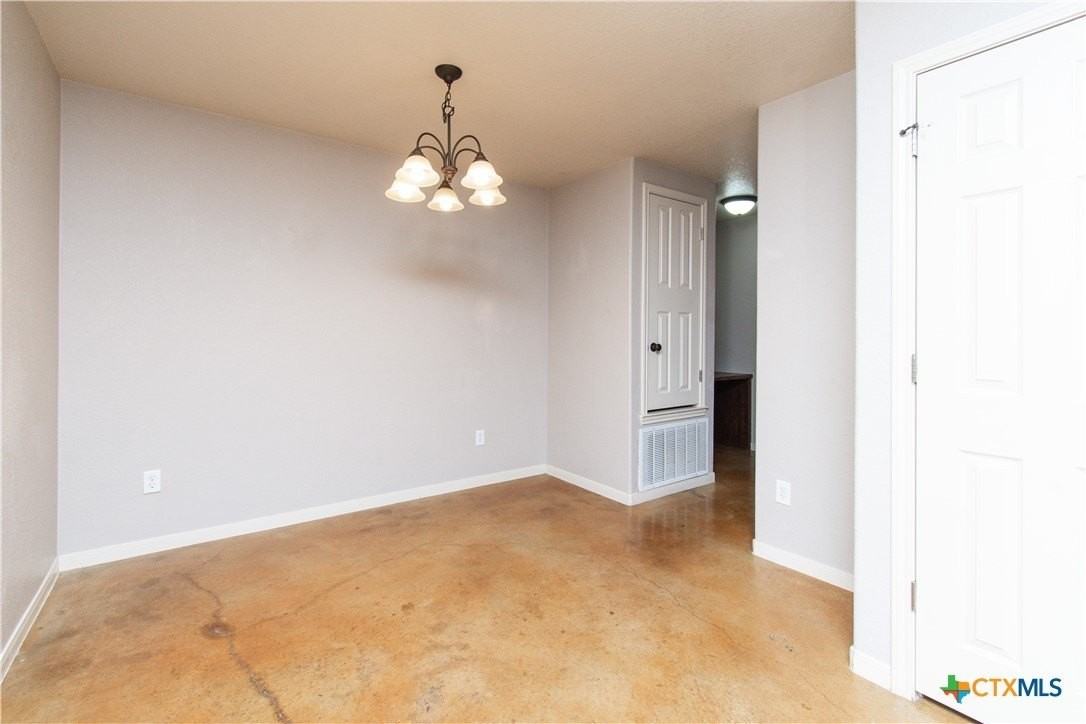 4409 Brutus Ln #B - Photo 5 of 19