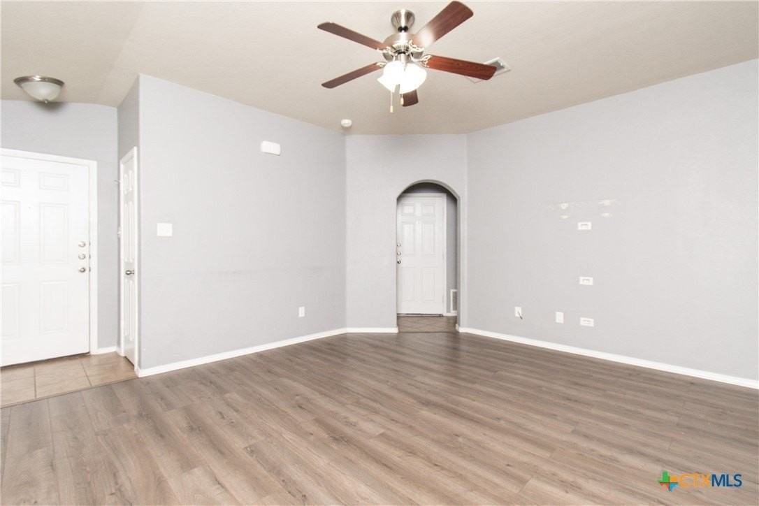 9516 Fratelli Ct - Photo 3 of 19