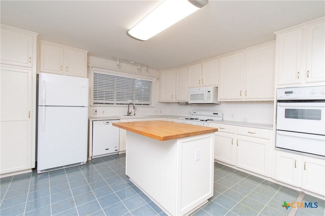 4510 Russell Dr - Photo 7 of 20