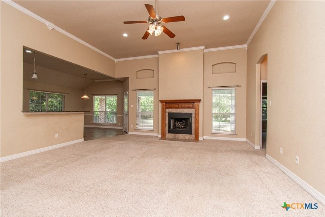 1401 Saxon Cir - Photo 2 of 26