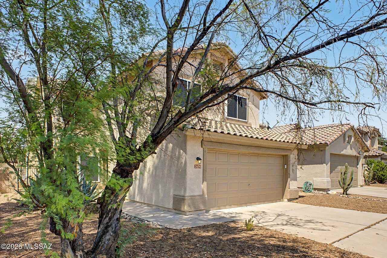 2656 W Mountain Heights Ct - Photo 4 of 45