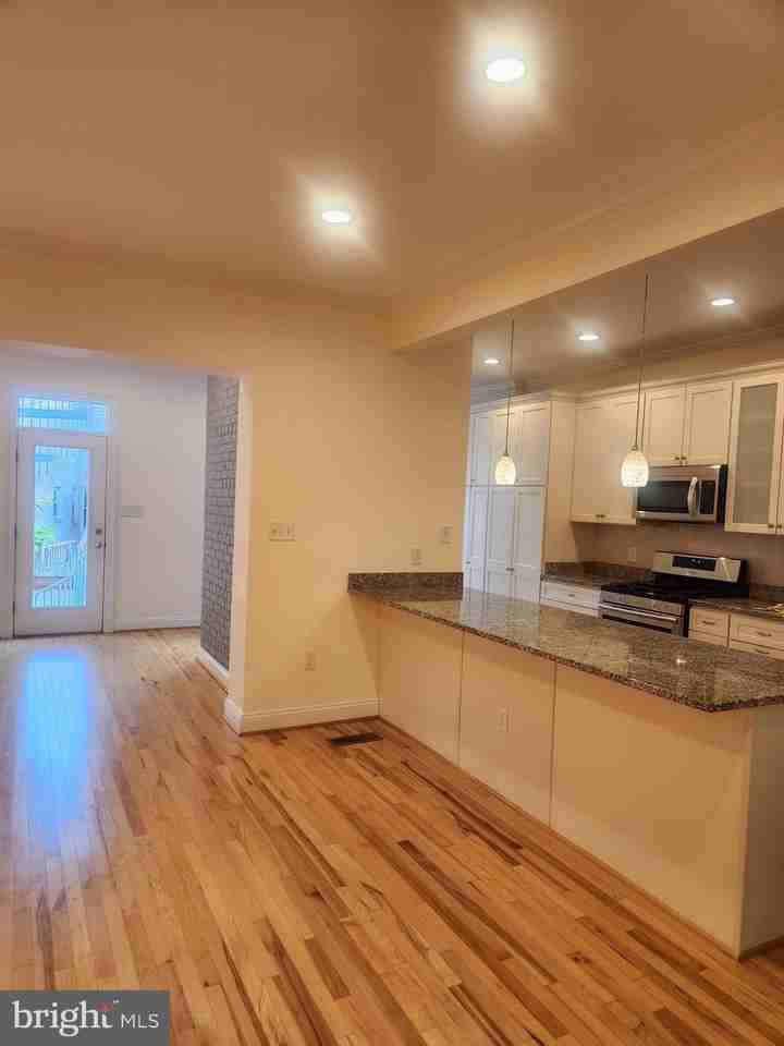 1214 Park Rd Nw - Photo 2 of 31
