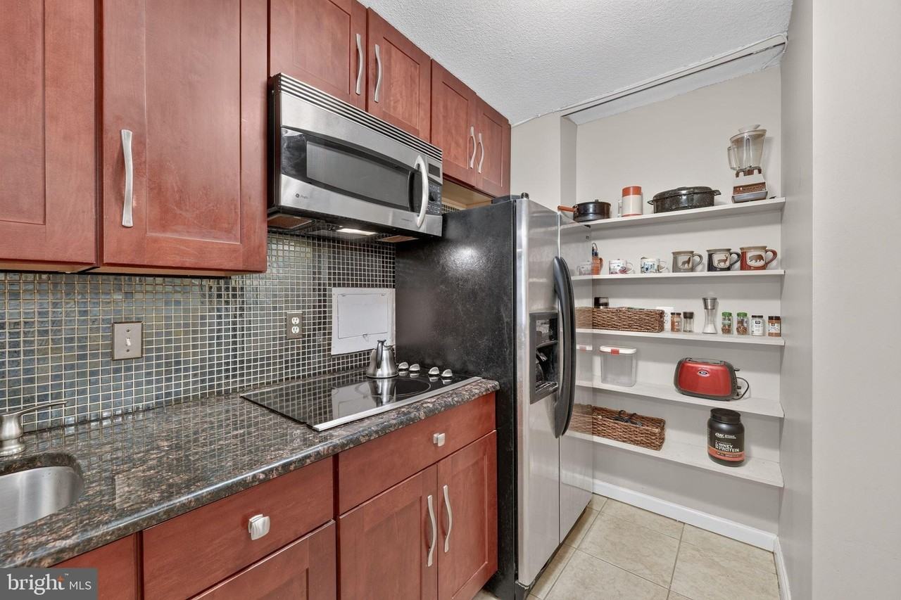1718 P St Nw #T9 - Photo 4 of 26