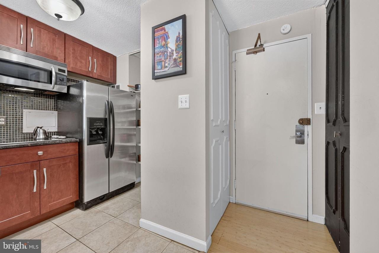 1718 P St Nw #T9 - Photo 5 of 26