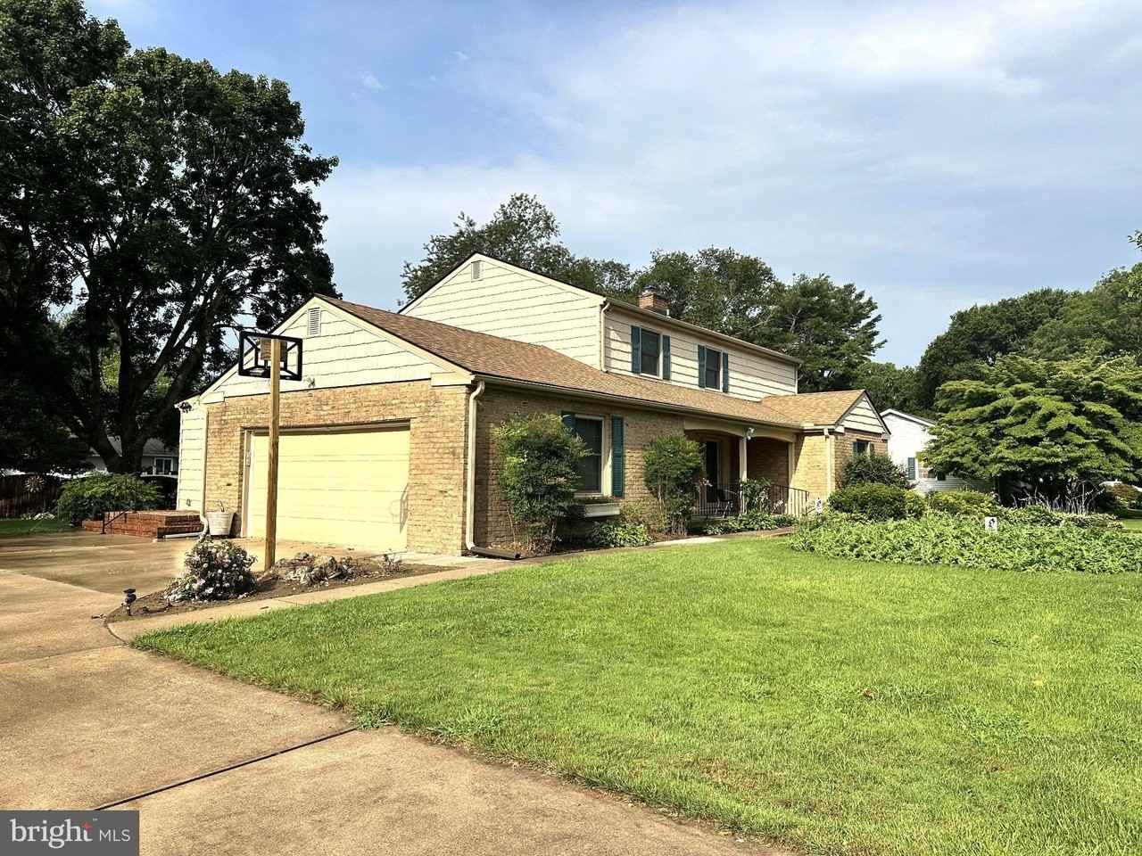 56 Candlewick Dr - Photo 5 of 27