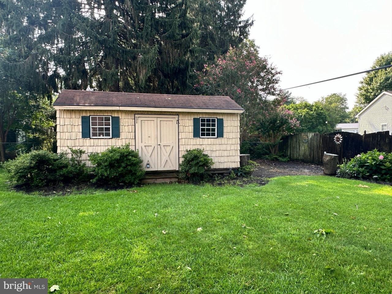 56 Candlewick Dr - Photo 6 of 27