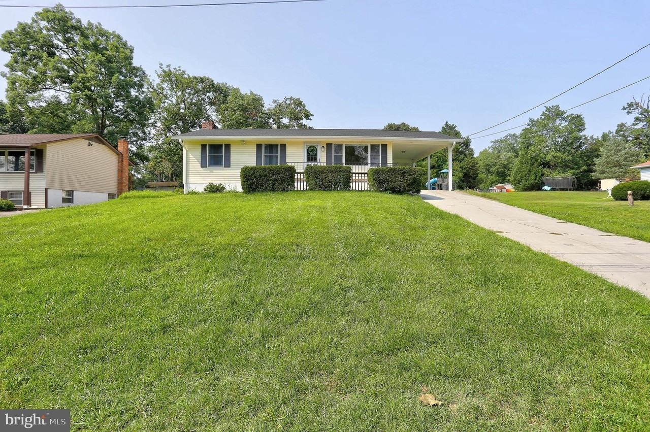 807 Danza Rd - Photo 3 of 48