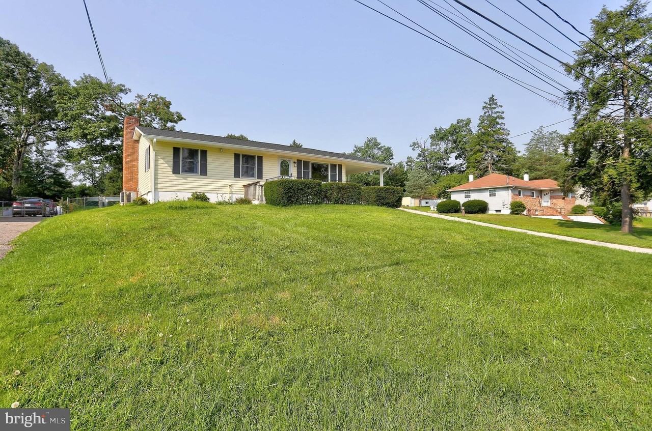 807 Danza Rd - Photo 4 of 48