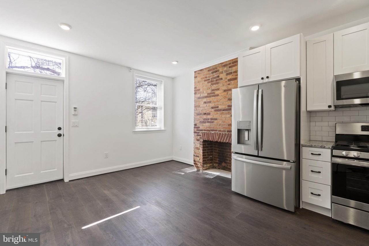 1008 Boyd St - Photo 6 of 24