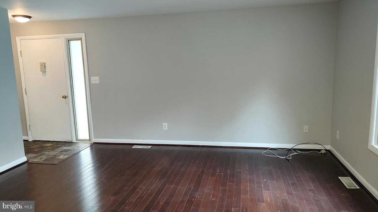 35 Eastford Ct #35 - Photo 4 of 17
