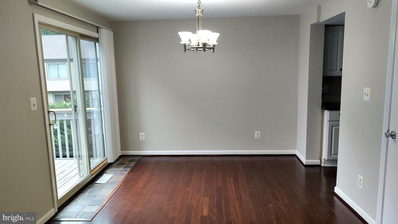 35 Eastford Ct #35 - Photo 5 of 17