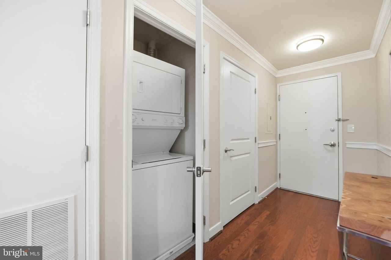 157 Fleet St #513 - Photo 7 of 37