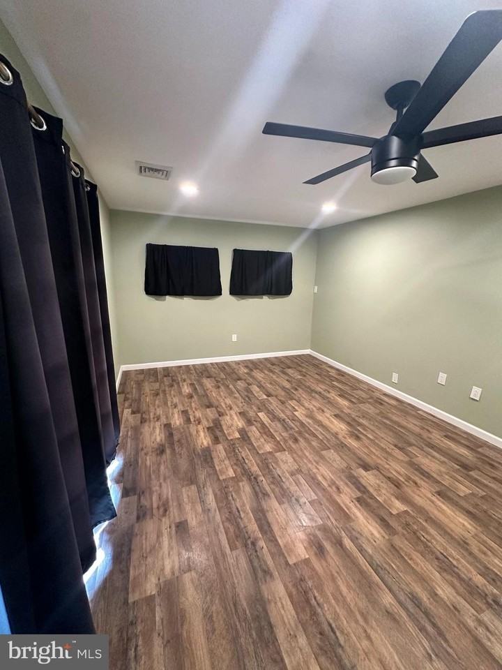 245 Rome Ave - Photo 6 of 12