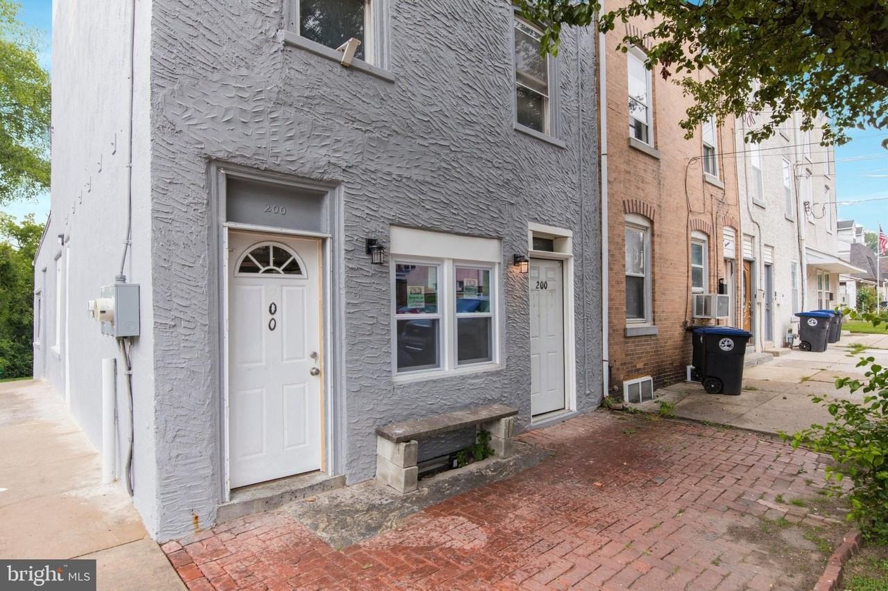 200 Maple St #1 - Photo 2 of 14