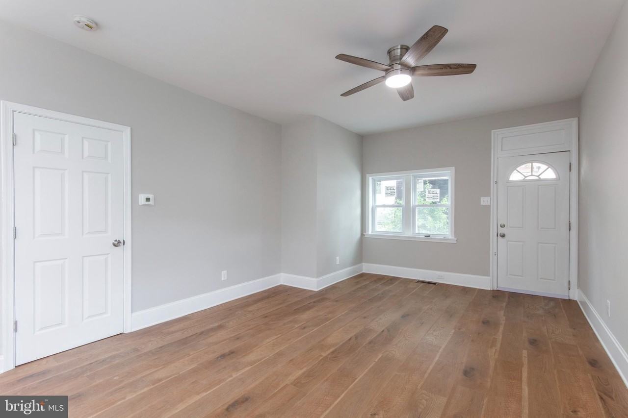 200 Maple St #1 - Photo 4 of 14