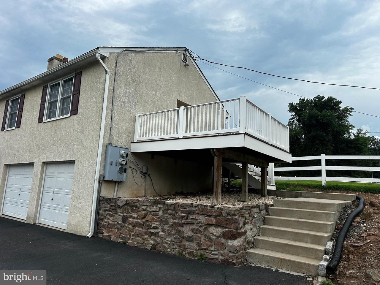 1009 Davis Grove Rd - Photo 3 of 17