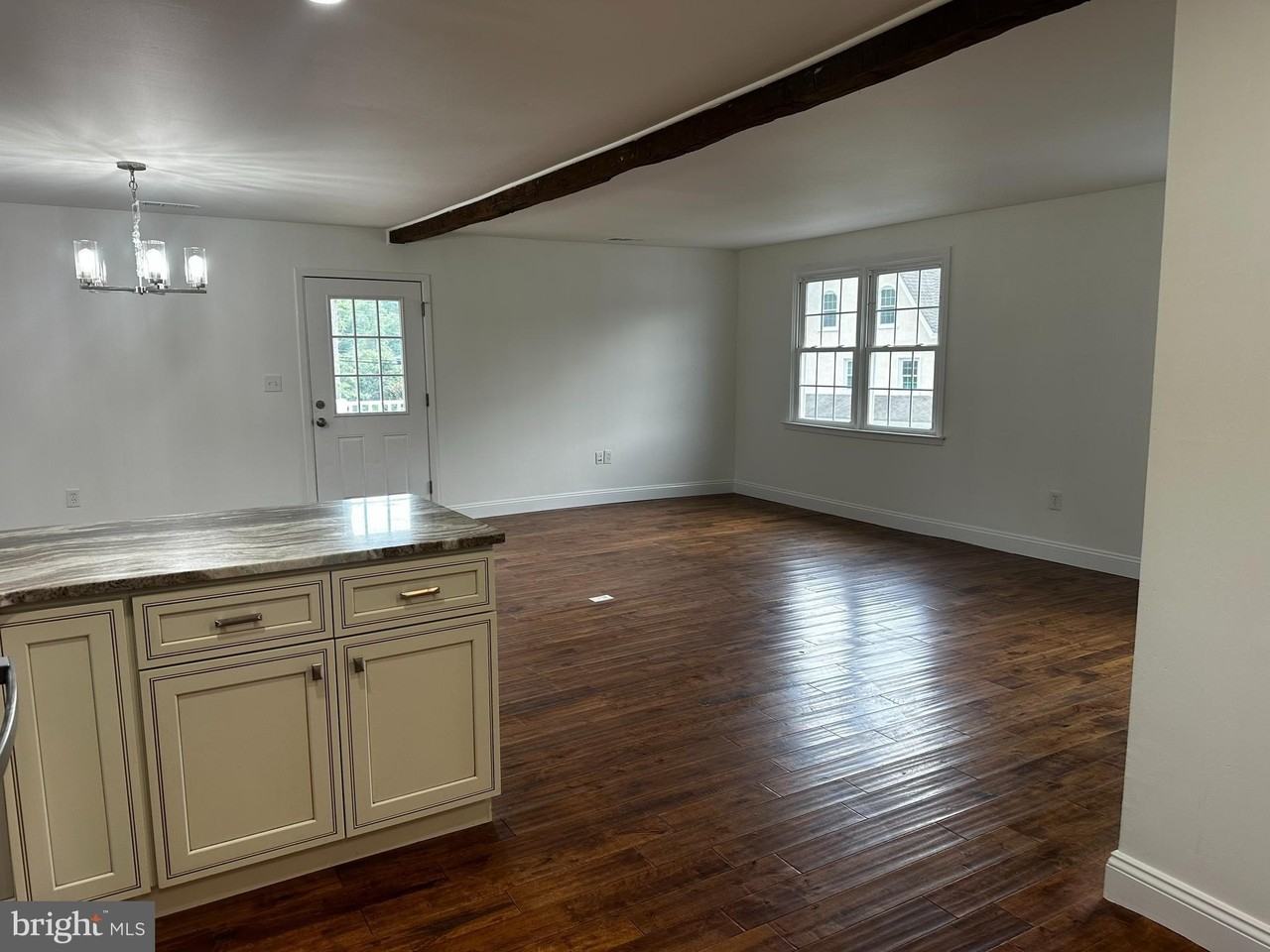 1009 Davis Grove Rd - Photo 7 of 17