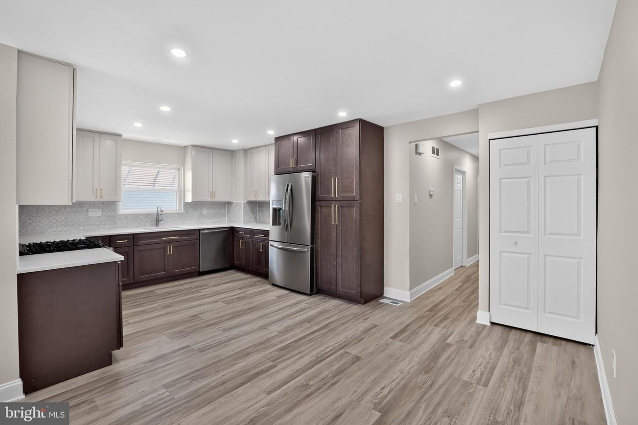 9312 Edmund St - Photo 2 of 30