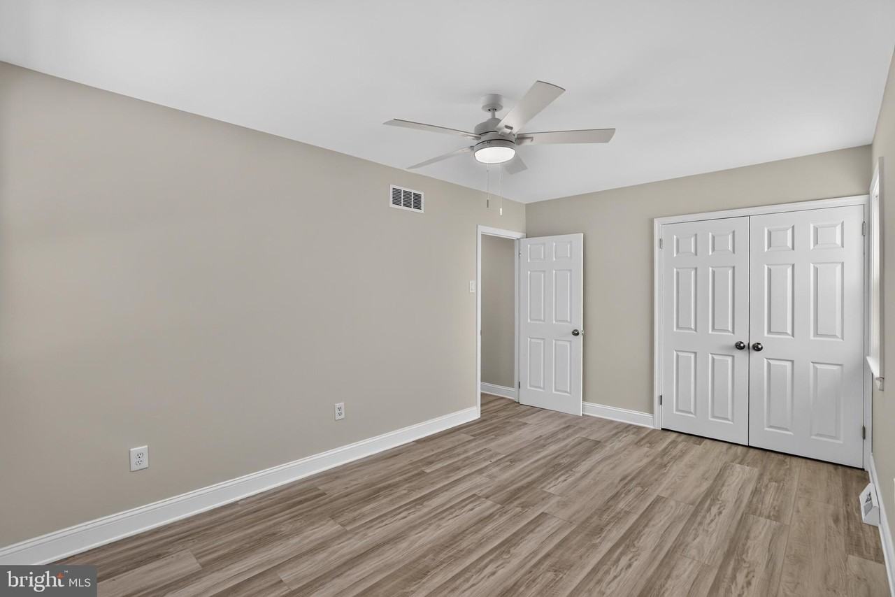 9312 Edmund St - Photo 6 of 30