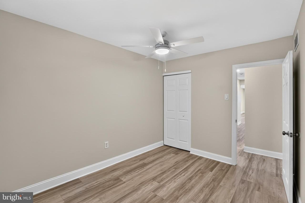 9312 Edmund St - Photo 7 of 30