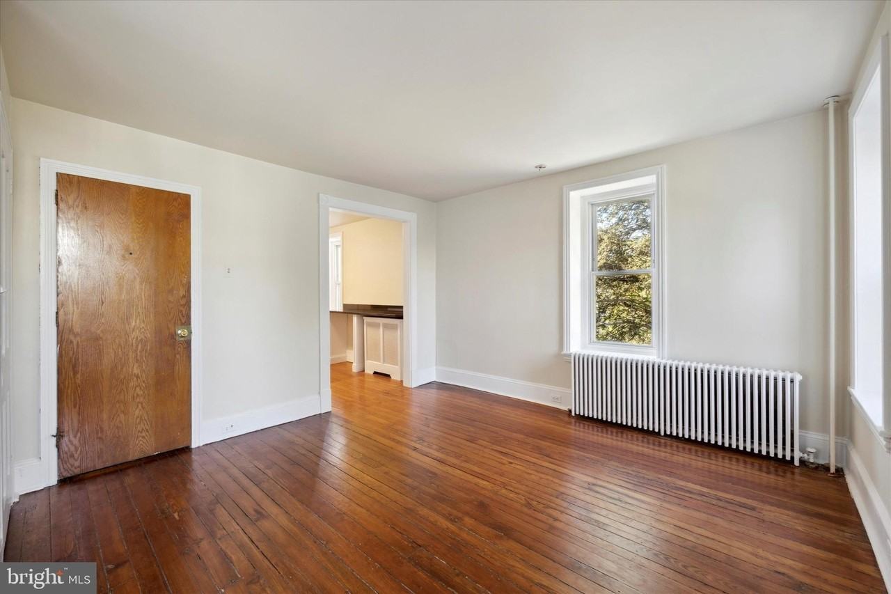 200 E Willow Grove Ave #2 - Photo 4 of 13