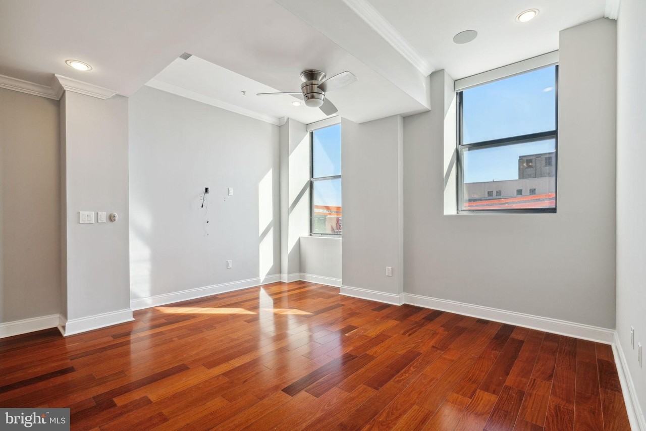 1401 N 5th St #622 - Photo 4 of 14