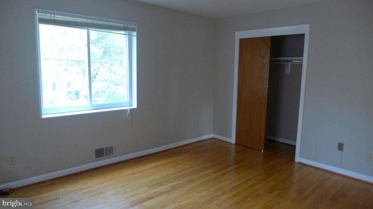 3704 14th St N #1 - Photo 7 of 13