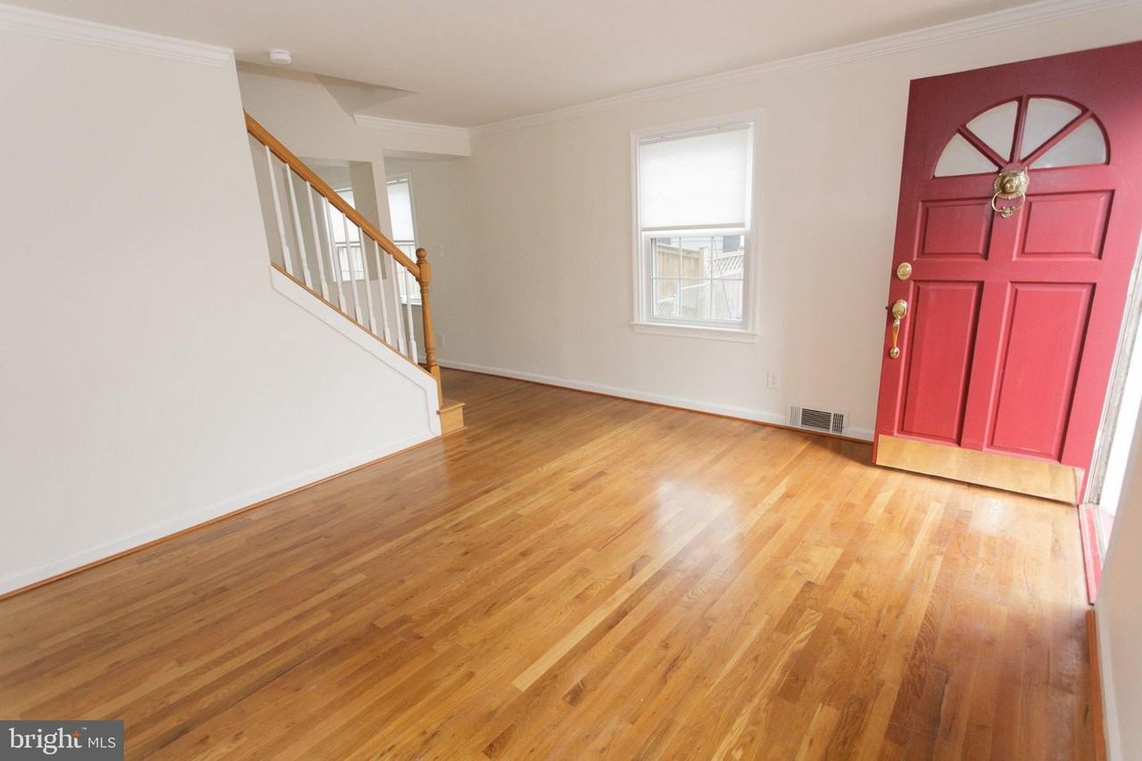 1419 N Longfellow St - Photo 6 of 50