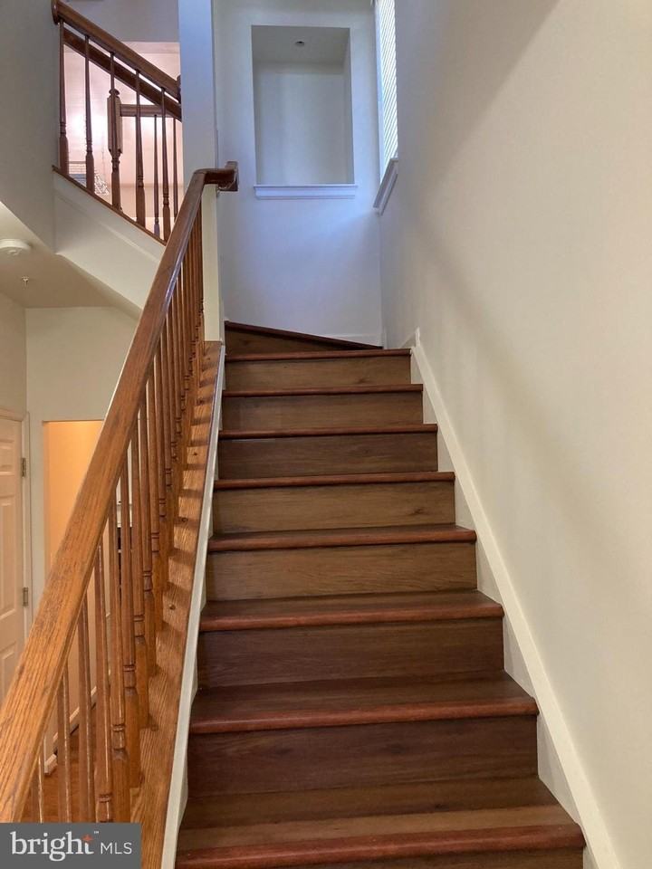 2985 Huntington Grove Sq - Photo 7 of 21