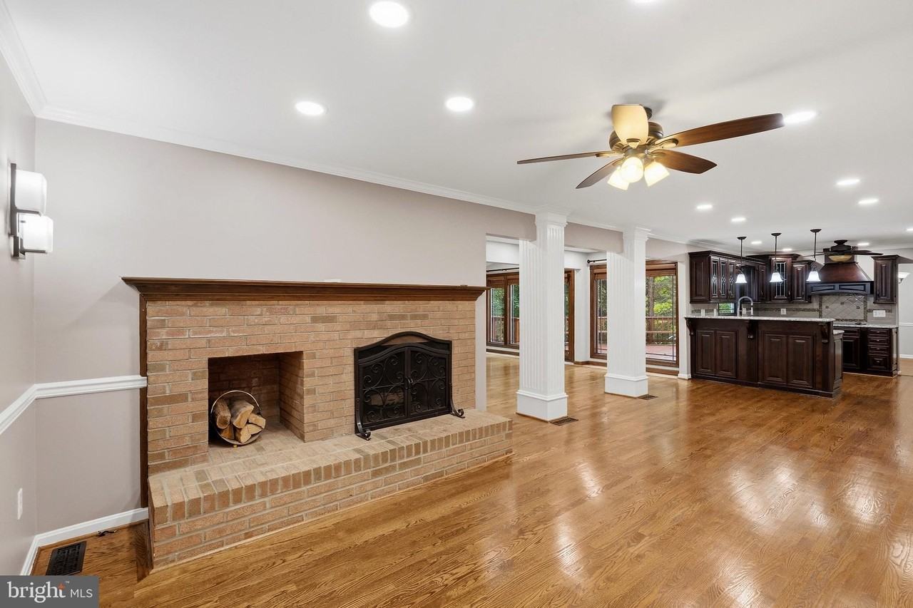 9201 Beachway Ln - Photo 2 of 50