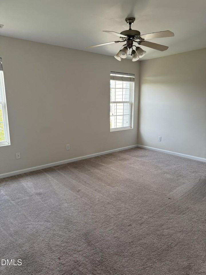 537 Writers Way - Photo 5 of 11