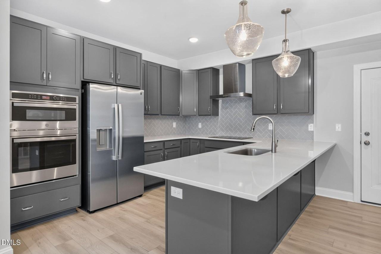 10567 Pleasant Branch Dr #101 - Photo 7 of 27