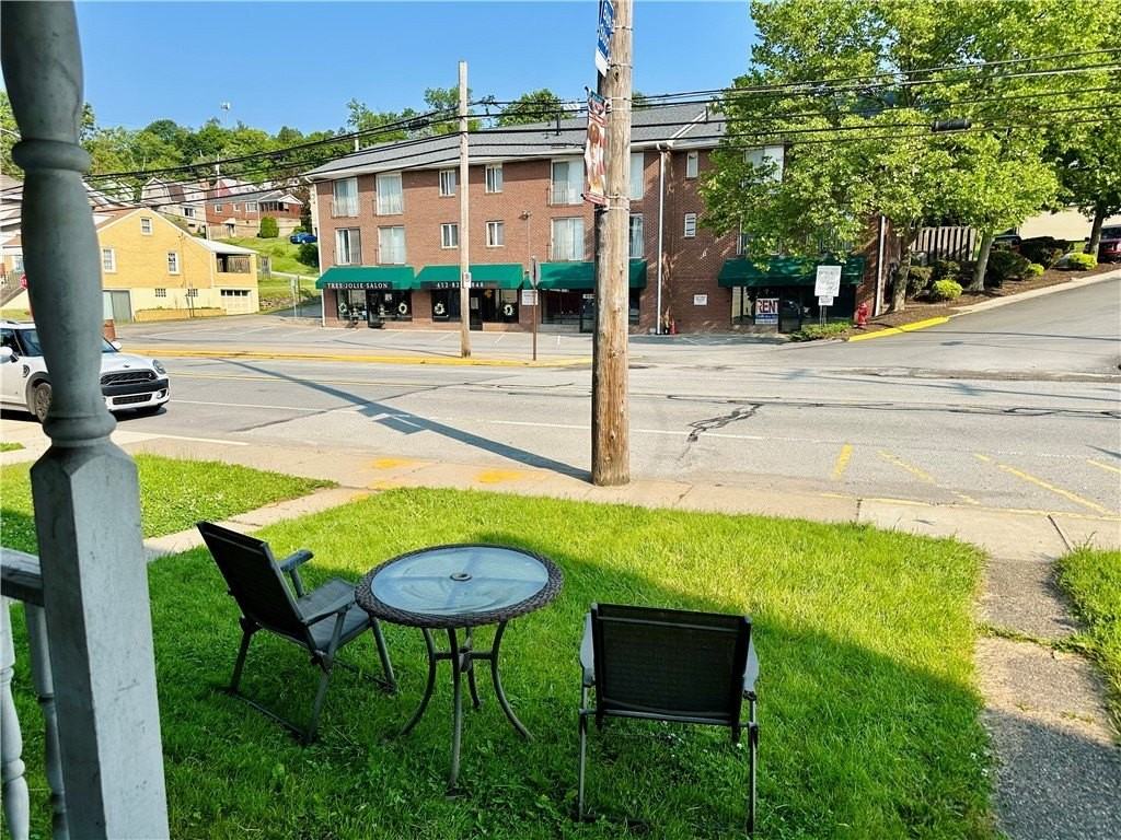 410 Freeport Rd - Photo 3 of 13