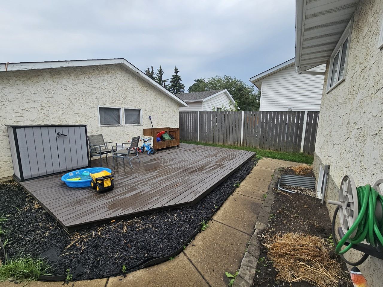 16608 100 Street - Photo 2 of 14