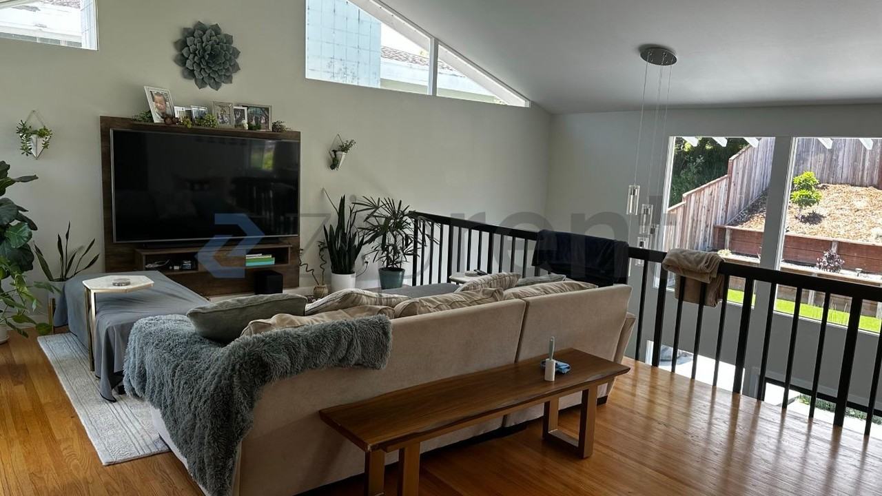 2380 Olympic Dr - Photo 2 of 16