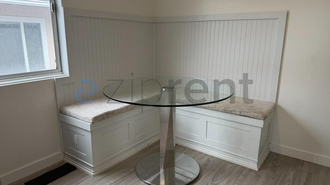 2380 Olympic Dr - Photo 6 of 16