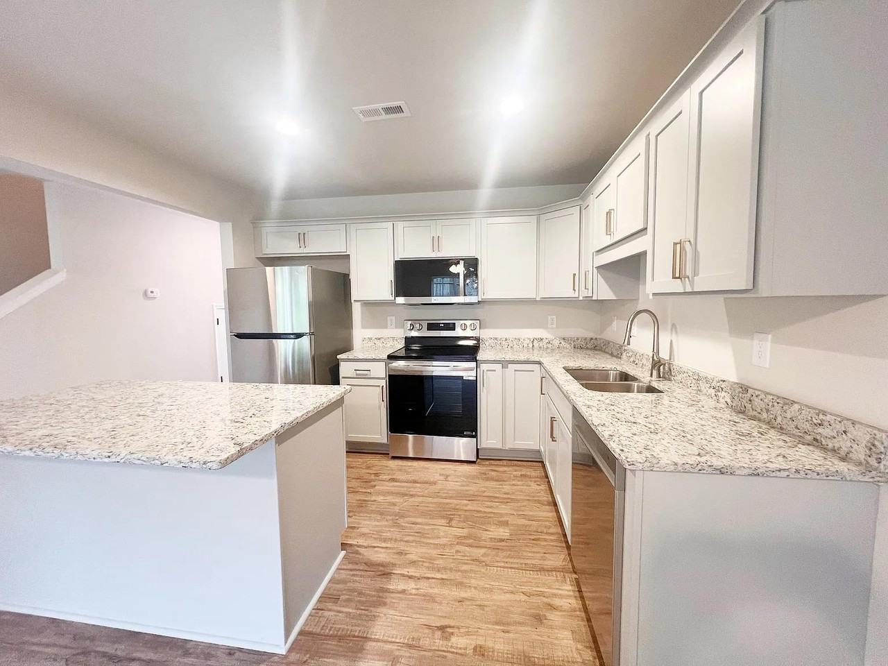 106 Keel Ln #1 - Photo 5 of 25